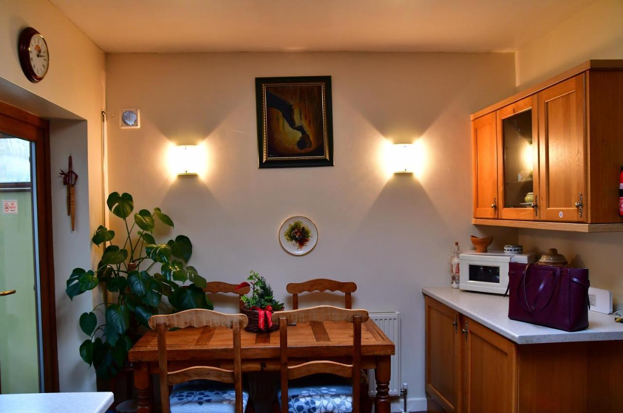 Entire Niche Apartment Hildenborough Ngoại thất bức ảnh